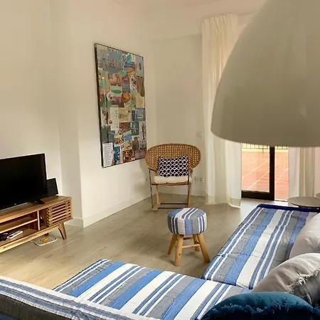 Terrace Apartment *